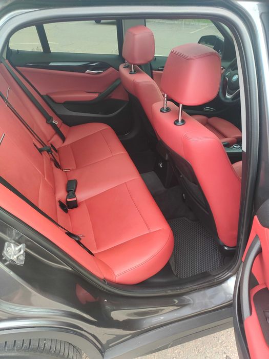 Продам БМВ х1 2014 xDrive 28i