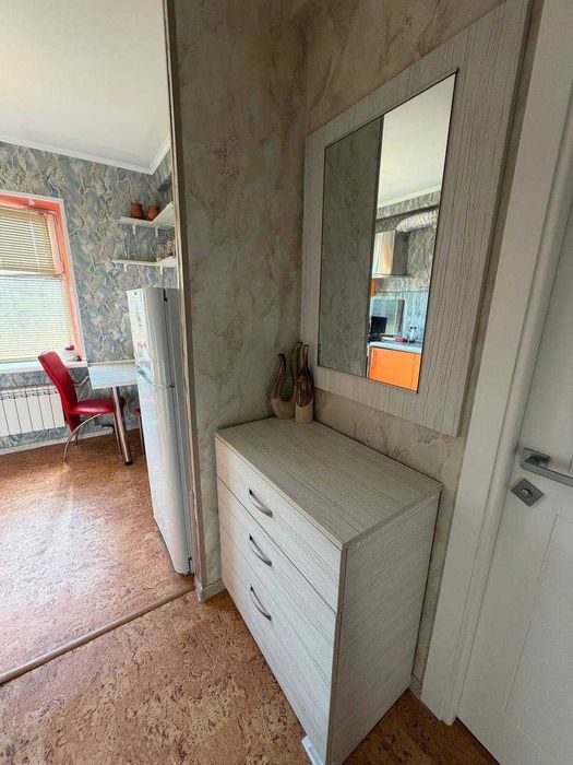 Продаж 1к квартири Оболонь Оболонський проспект 14е метро Оболонь Мінська