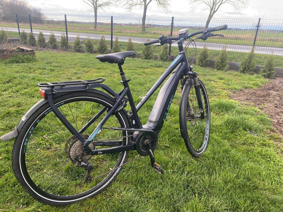 rower CUBE Touring Hybrid Pro 400  28''