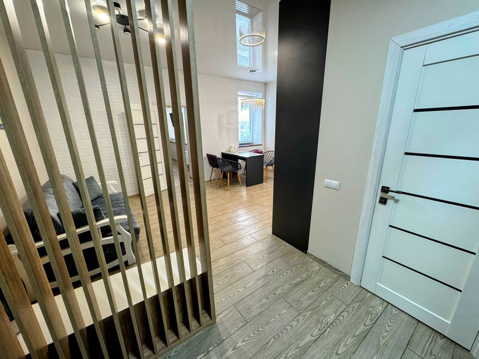 Подобово оренда Квартира у центрі, ЖК Театральний2+1,2+2