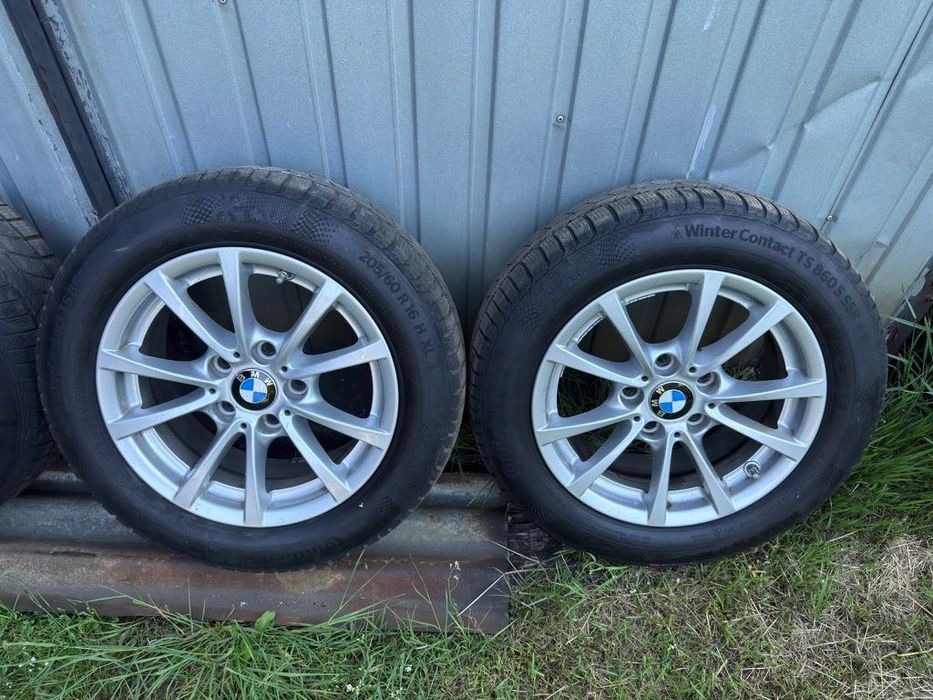 Sprzedam komplet oryginalnych kół zimowych do BMW Serii 3 Styling 390 (wzór V-Spoke)