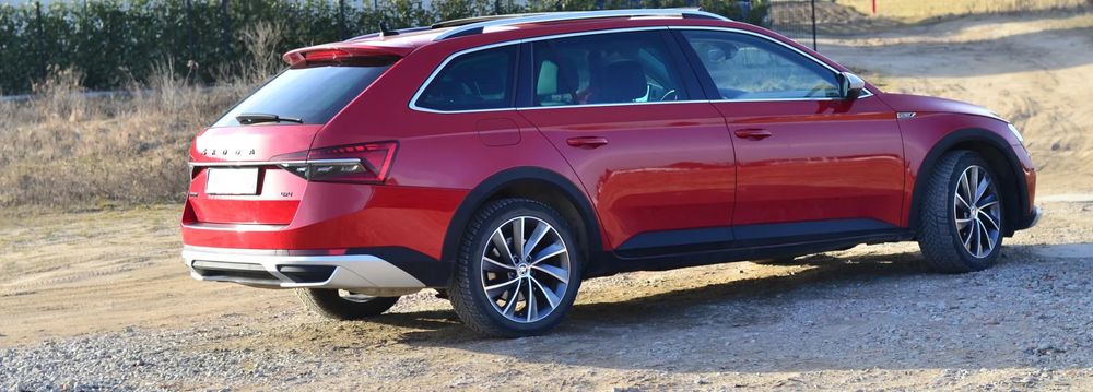 Skoda Superb Skoda Superb Scout 2.0 TSI 272KM 4x4 | Panorama | Hak | Webasto | ASO