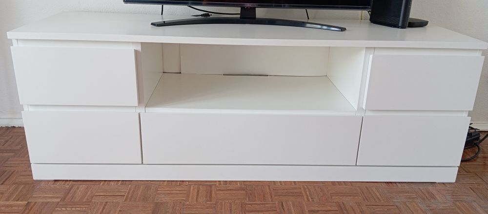 Rack de sala com gavetas