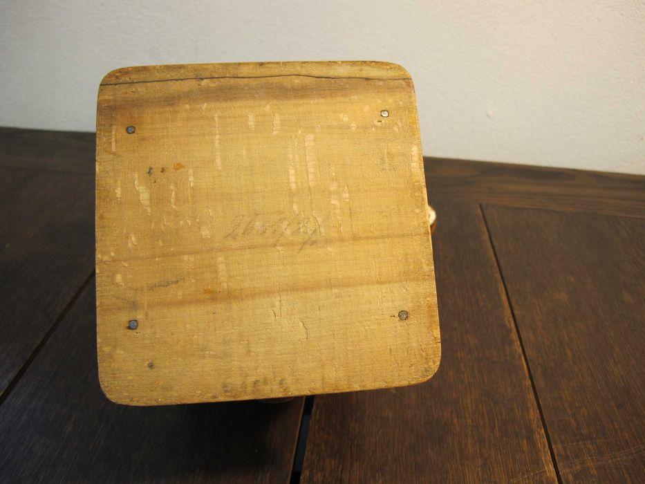 Zabytkowy drewniany młynek Schawrzwaldmuhle lata 30-te.