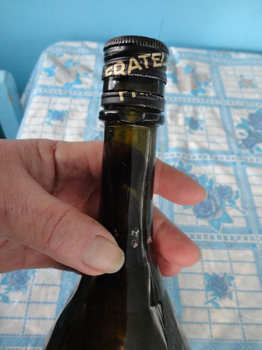 Рідкісна скляна бутилка Fratelly.