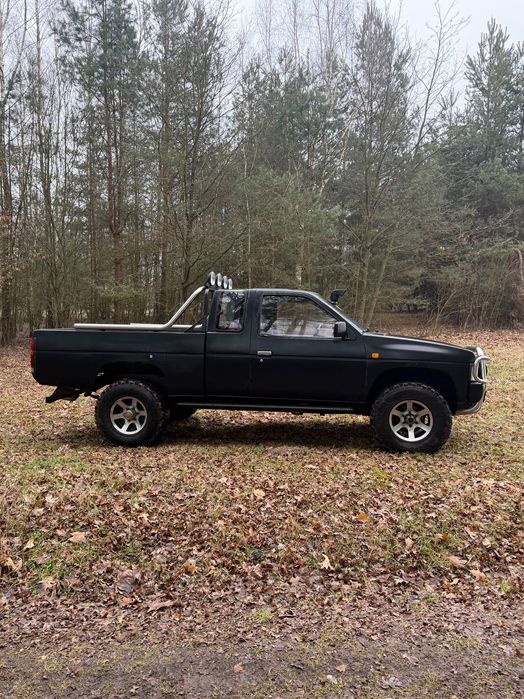 Nissan d21 , king cab , 4x4 , pick up