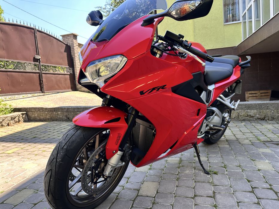 Honda VFR 800 обмін