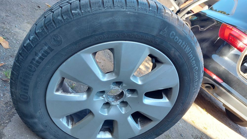 205/60/R16 Continental 4szt ZIMOWE