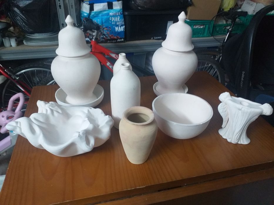 Loiça para decorar jardins
