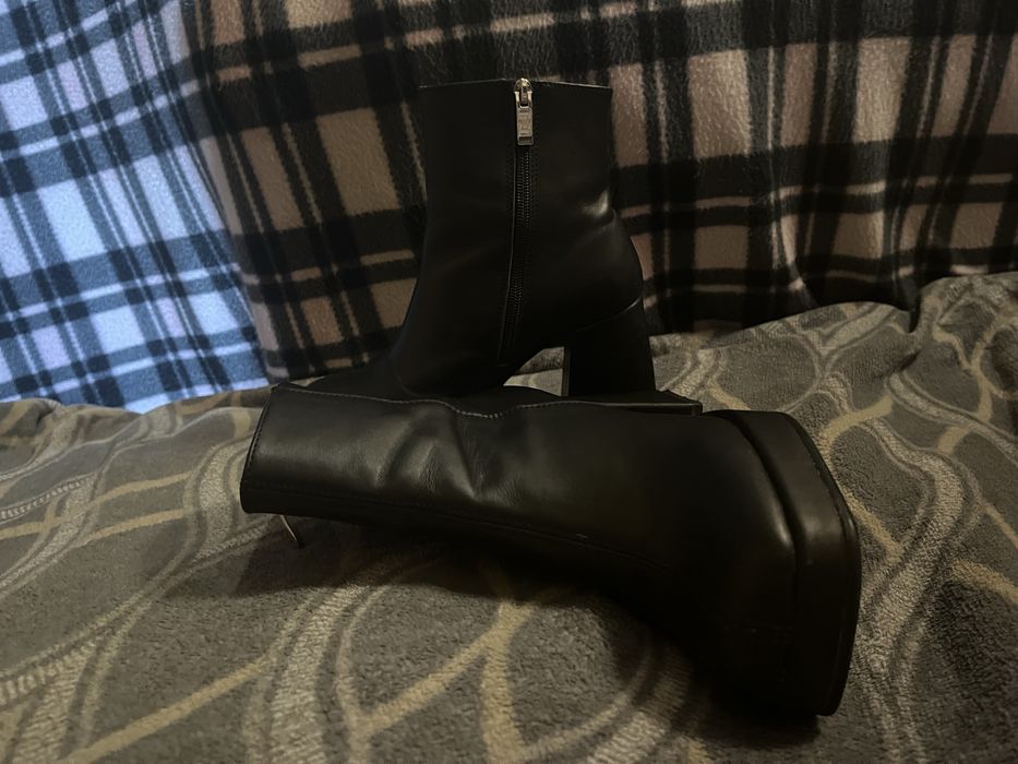 ботильоны на каблуке