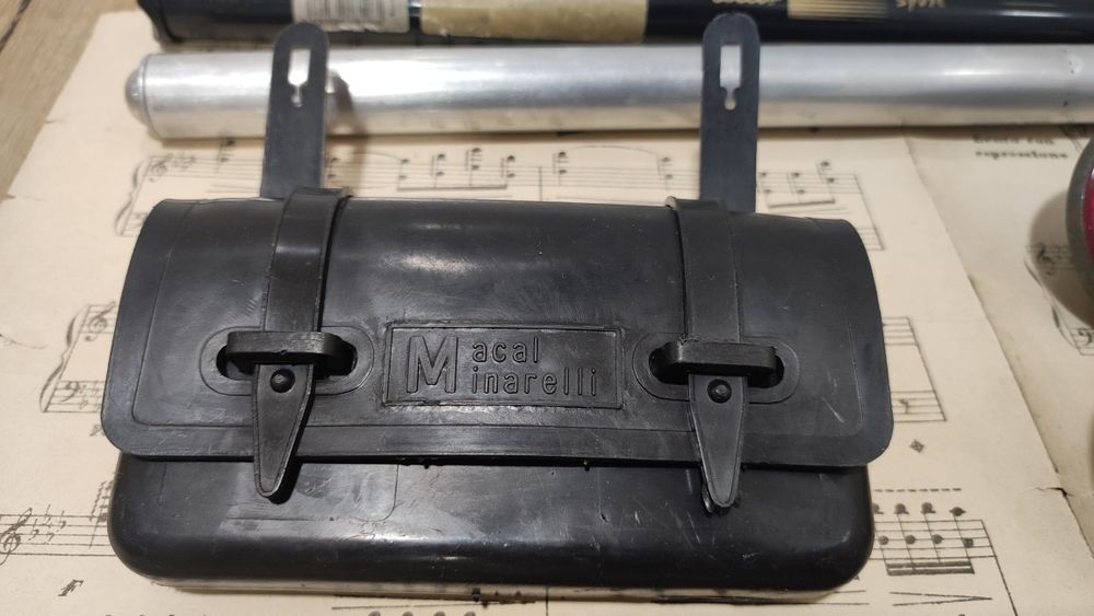 Peças de bicicletas antigas - Pasteleira vintage