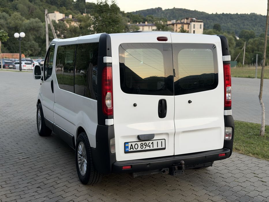 Renault Trafic 2.5 пасажир 9 місць