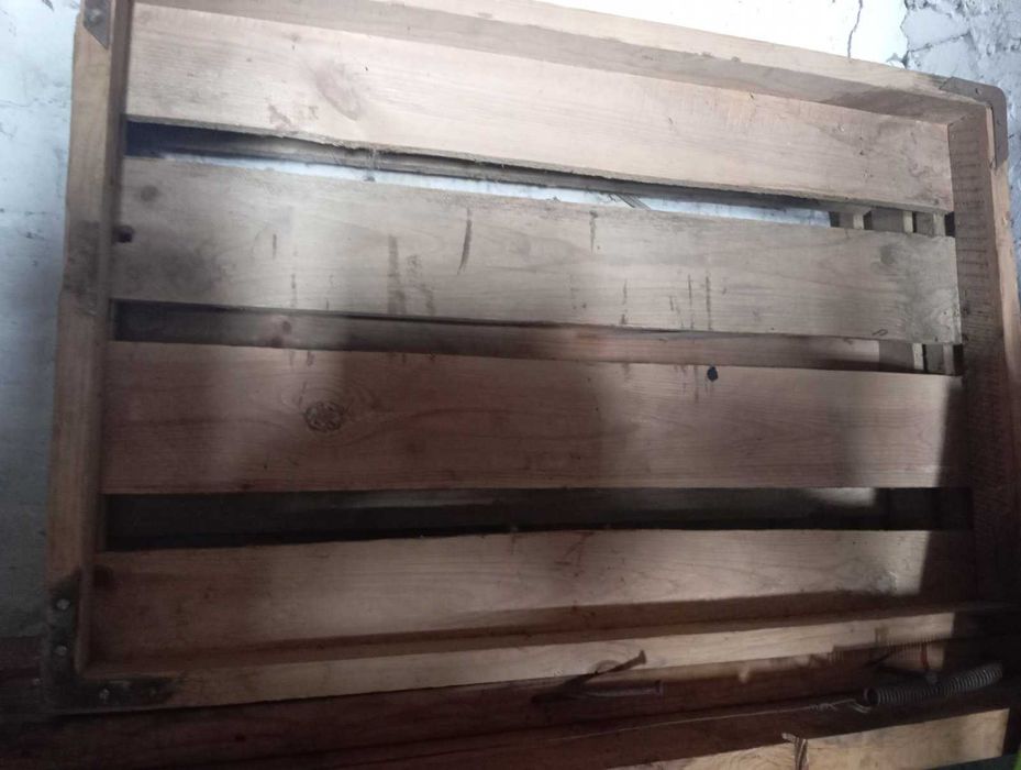 Продам 2 хлібних лотка