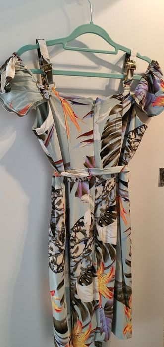 Hawajska letnia sukienka kwiaty GUESS 36 S wesele,komunia ,chrzest