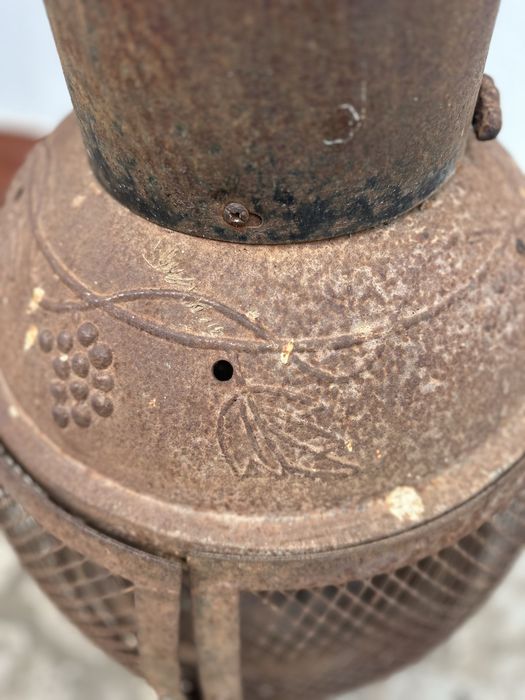 Grelhador e aquecedor em ferro fundido