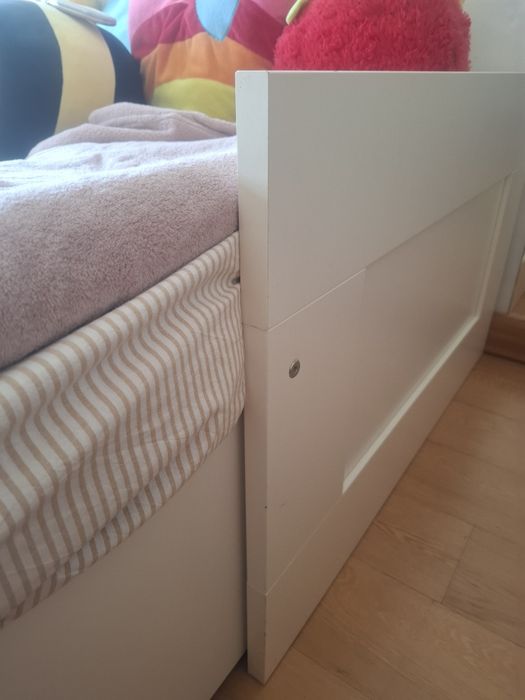Cama Ikea BRIMNES 2 gavetas com 2 colchões