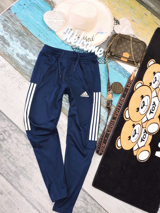Adidas Oryginalne spodnie dresy logo zamki S