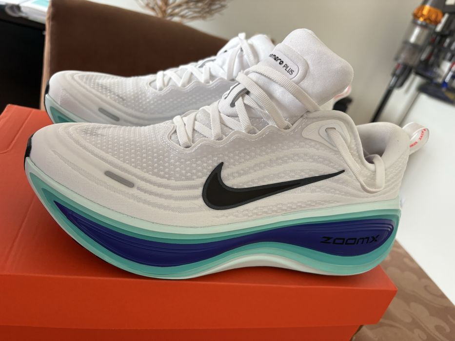 Sapatilhas Nike Vomero Plus Novas (na caixa original)