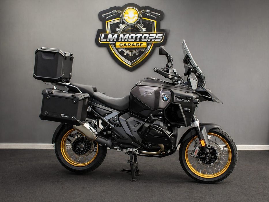 BMW R 1300 GS Adventure Triple Blak