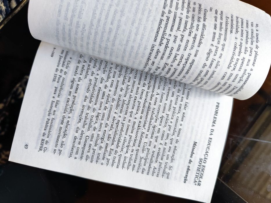 Problemas da Educação Escolar - AS Makarenko