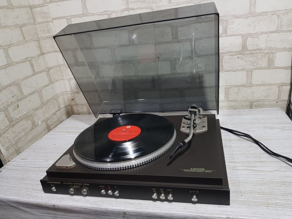 Віниловий програвач TELEFUNKEN CS 20, Ortofon ! 33/45 б/у з Німеччини