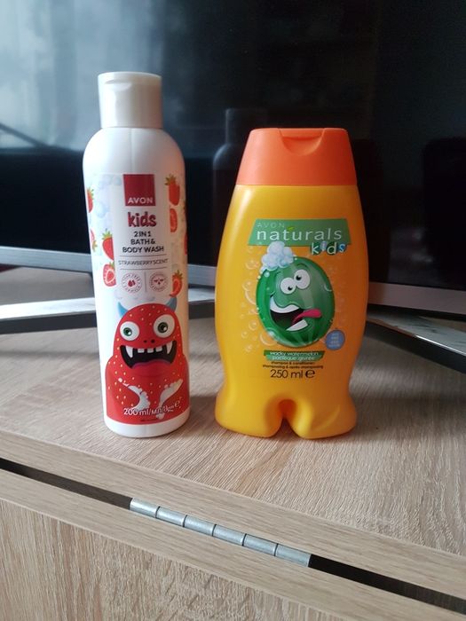 Zestaw szampon i płyn 2w1 Avon Kids 2 kosmetyków