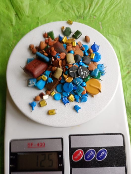 Км конденсаторы разные.