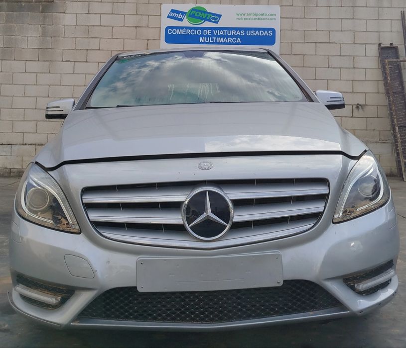 Para peças MERCEDES-BENZ Classe B (W246, W242)