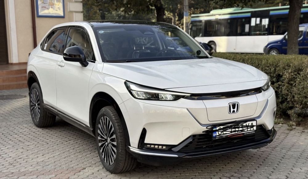 Аренда брендированного авто Uklon под такси Honda eNS1
