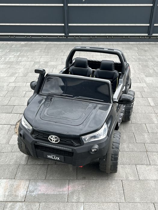 Auto dla dziecka na akumulator toyota hilux samochodzik  na akumulator sterowany
