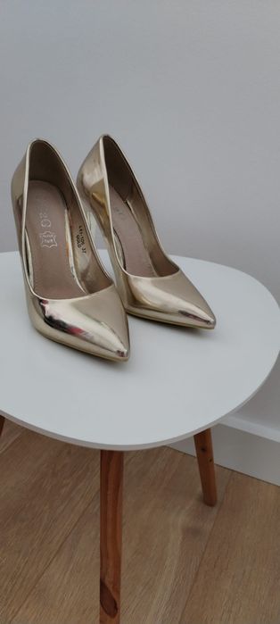 Buty damskie - szpilki