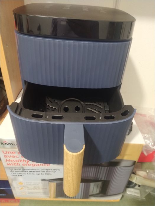 Air fryer nova em caixa