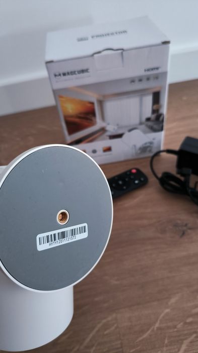 Projetor Portátil Android 14 Wi-Fi 6 Bluetooth