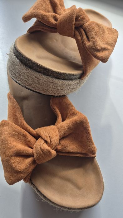 Damskie laczki 38 klapki gruba podeszwa