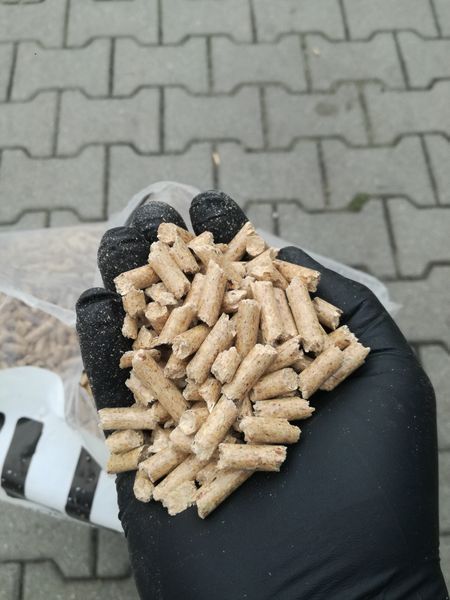 Polski Jasny Pellet A1 Sosenka 18MJ jakość Dostawa Gratis Olczyk Lava