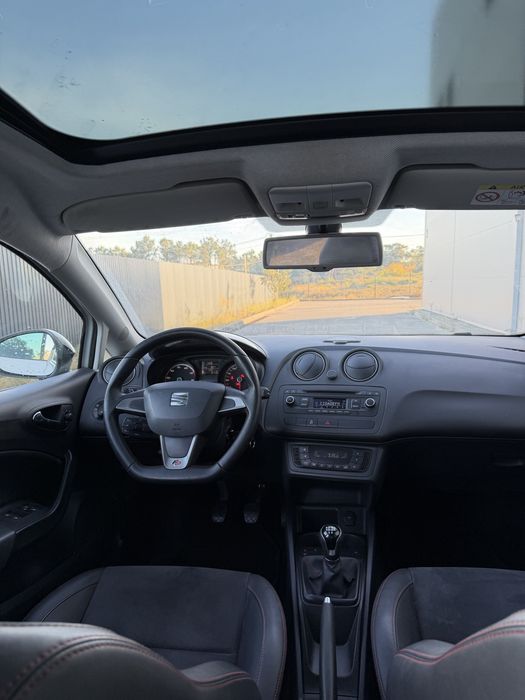 Seat ibiza 1.2 TSI FR - versao 30 anos - nacional com historico de manutencoes