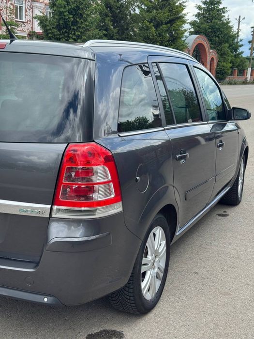 Opel Zafira 1.6 Cosmo GERMANY AUTO
