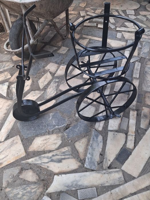 Bicicleta de jardim antiga