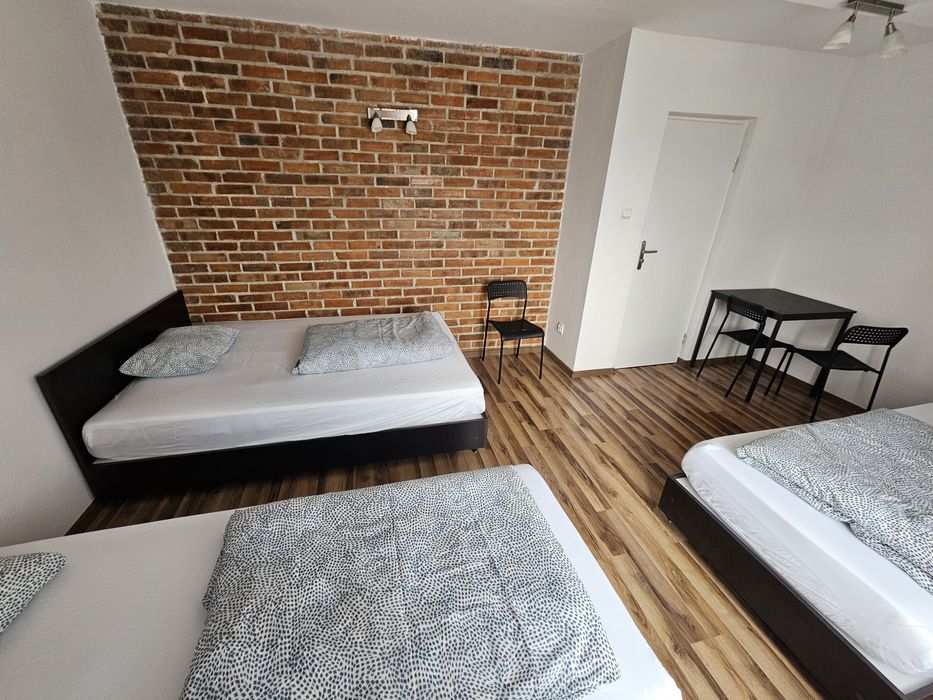 Nocleg, Pokoje 1,2, 3, 4 osobowe Kraków Bonarka Mateczny Lagiewniki