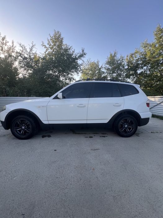 Автомобіль BMW X3