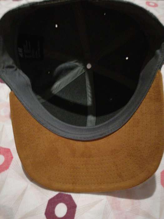 Boné         H & M