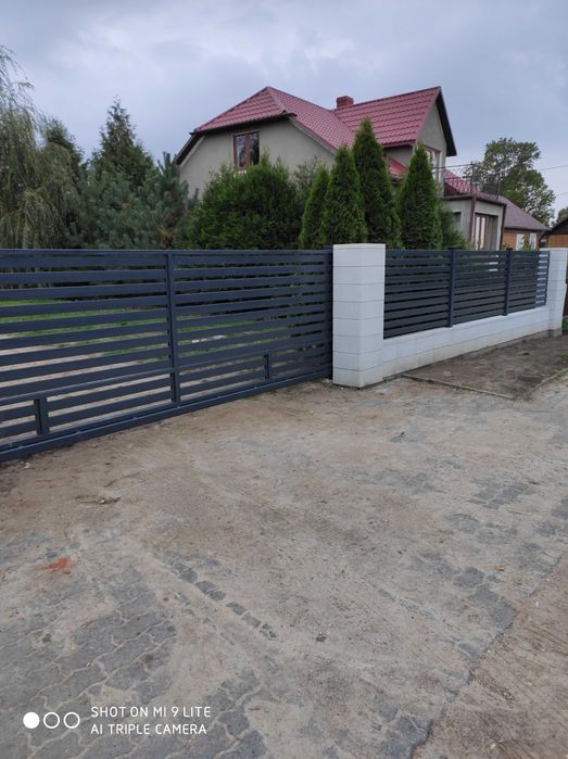 Panele ogrodzeniowe , podmurówka , słupki , bramy   furtki , PRODUCENT