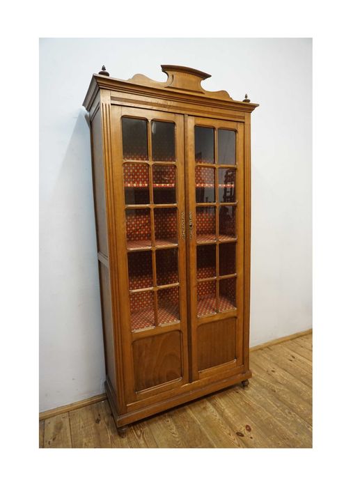 Witryna biblioteczka zgrabna Francja