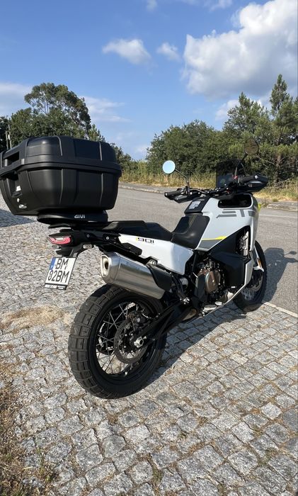 Husqvarna Norden 901 só 856 km 2024