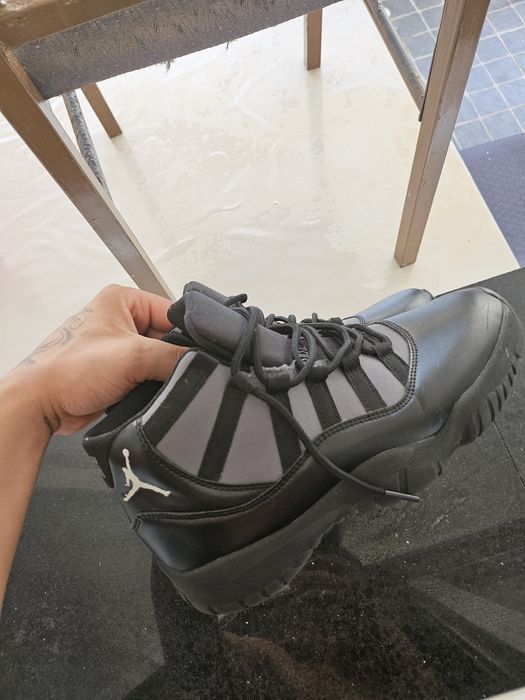 Air Jordan 11 Retro "Cap And Gown",