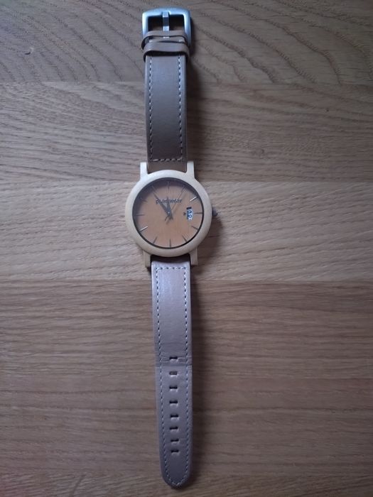 Drewniany zegarek plantwear