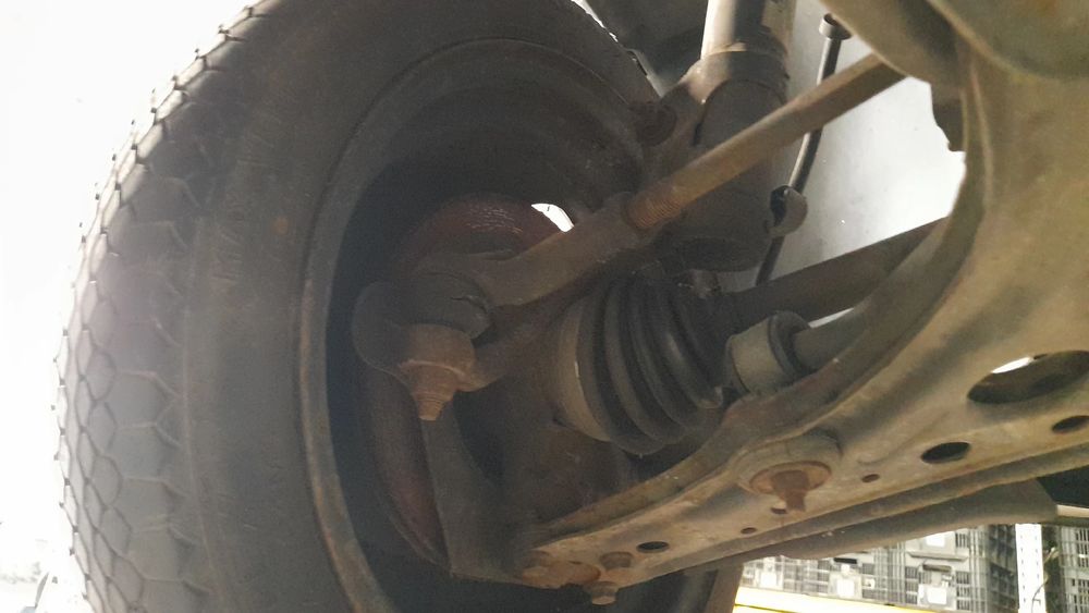 Manga de eixo frente esquerda VOLKSWAGEN Polo (6N)