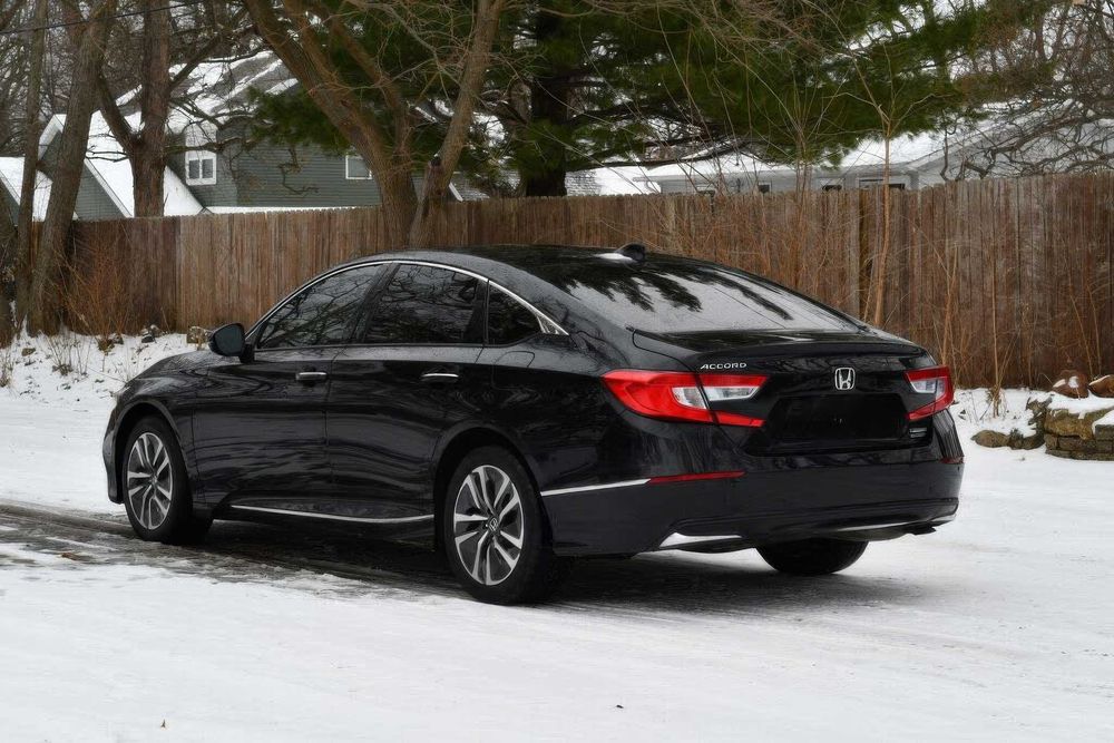 Honda Accord Hybrid      2019