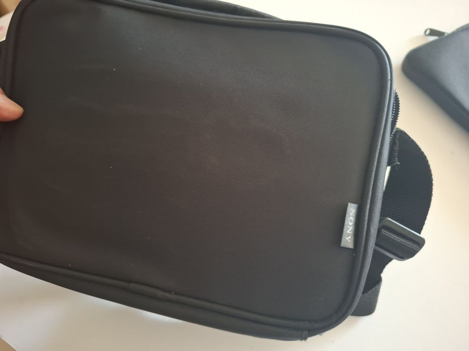 Bolsa Sony e Selecline