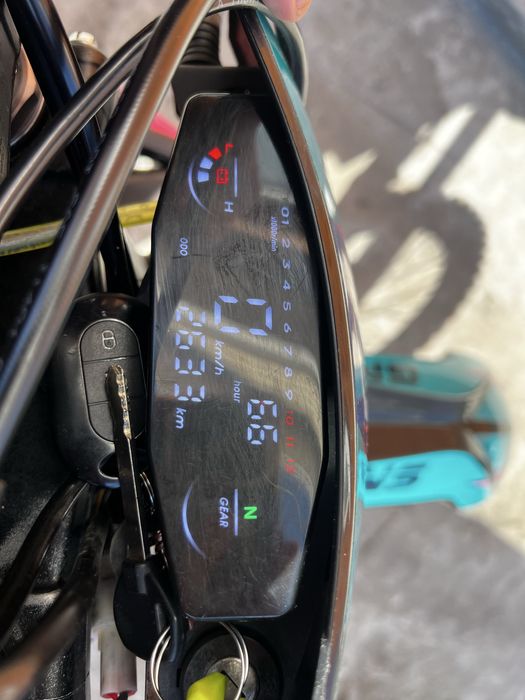 Geon DAKAR GNS 300 PRO 2025